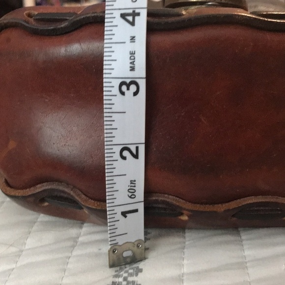 Vintage 70s Style Leather Tooled Painted Saddle Bag Florals Butterfly Shoulder - Picture 11 of 14